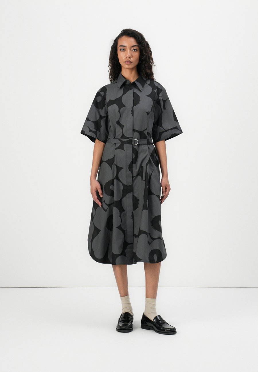 Платье Marimekko UNIKKO DRESS, Black/Dark Grey/Black
Платье Marimekko UNIKKO DRESS, Black/Dark Grey/Black