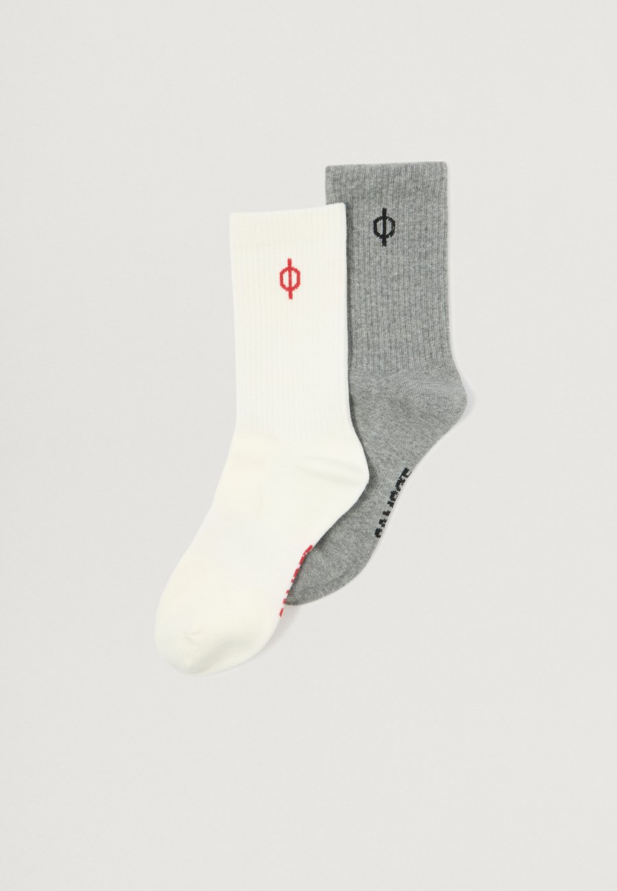 Носки Samsøe Samsøe SAHANNE 2 PACK UNISEX , Cream/Grey Mel/Off-White
Носки Samsøe Samsøe SAHANNE 2 PACK UNISEX , Cream/Grey Mel/Off-White
