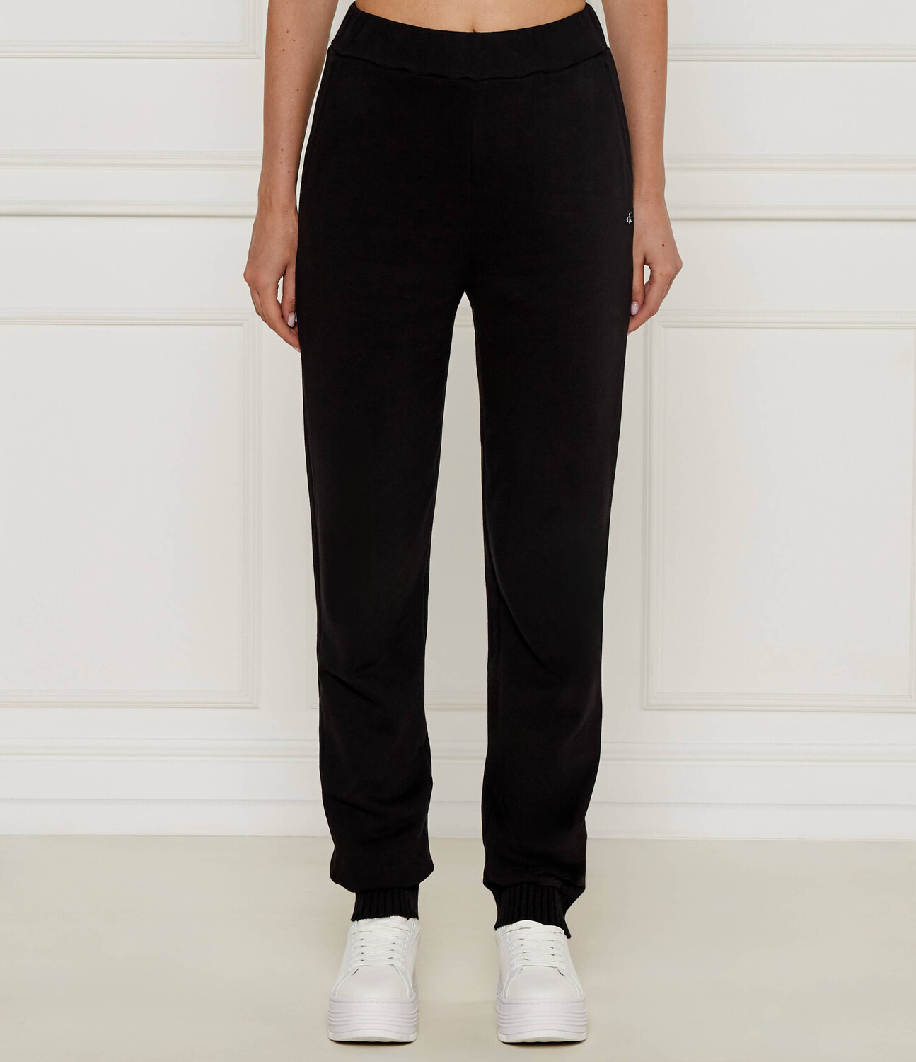 Спортивные брюки CALVIN KLEIN JEANS Regular Fit, черный
Спортивные брюки CALVIN KLEIN JEANS Regular Fit, черный