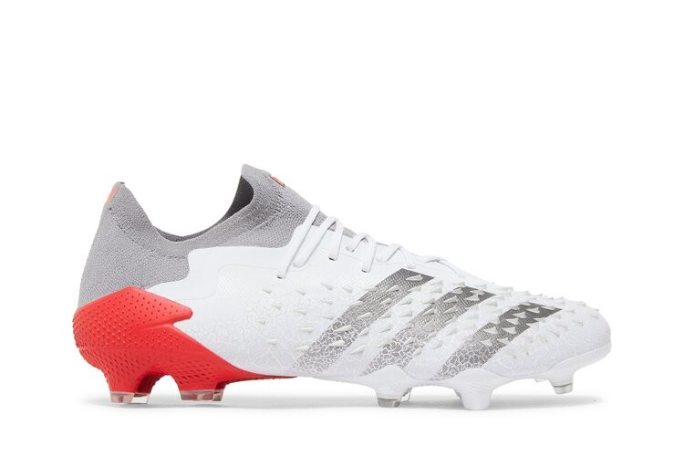 Кроссовки Adidas Predator Freak.1 Low FG, белый 
Кроссовки Adidas Predator Freak.1 Low FG, белый