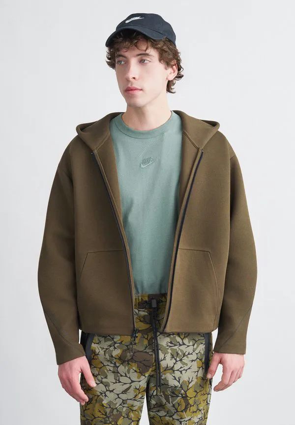 Эргономичная толстовка на молнии Nike Sportswear, Dark Hazel/Black, Черный, Эргономичная толстовка на молнии Nike Sportswear, Dark Hazel/Black
Эргономичная толстовка на молнии Nike Sportswear, Dark Hazel/Black, Черный, Эргономичная толстовка на молнии Nike Sportswear, Dark Hazel/Black