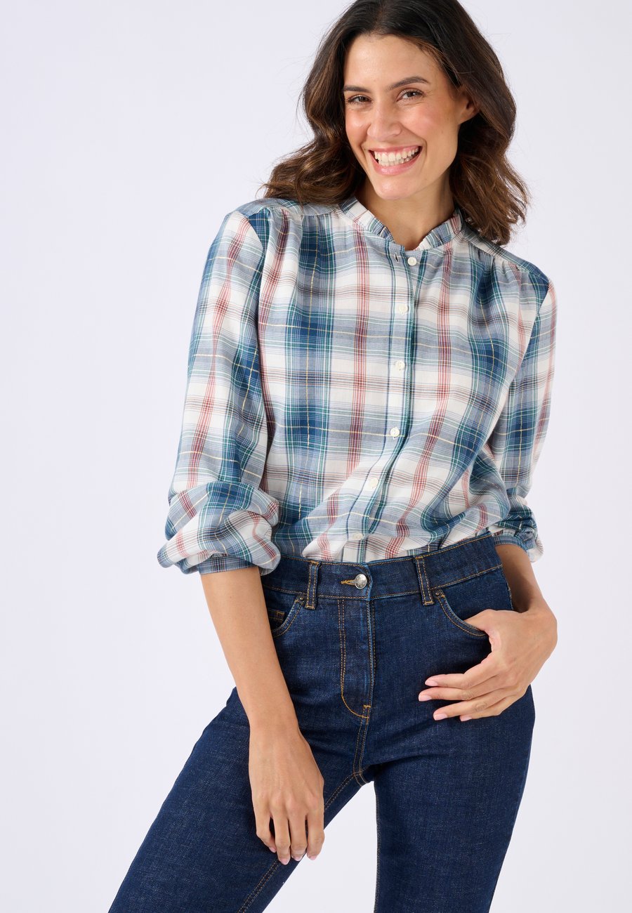 Блуза Damart Button-down blouse, Checkered/Blue
Блуза Damart Button-down blouse, Checkered/Blue