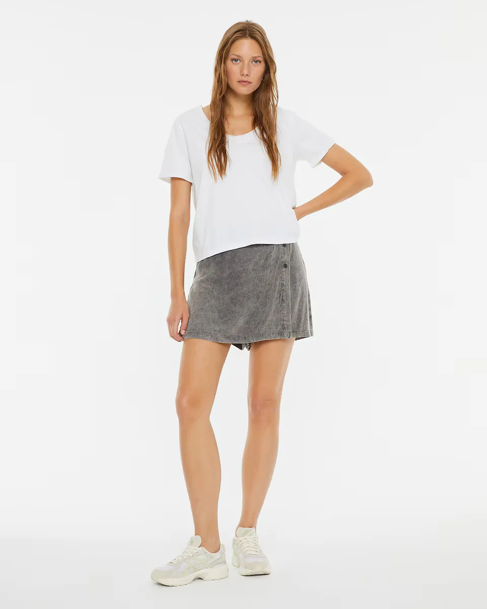 Женская короткая юбка-саронг с эффектом потертости System Action, темно-серый
Женская короткая юбка-саронг с эффектом потертости System Action, темно-серый