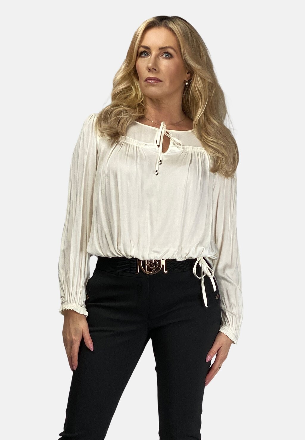 Блузка WITH BINDING REGINA FASHION, цвет ecru
Блузка WITH BINDING REGINA FASHION, цвет ecru