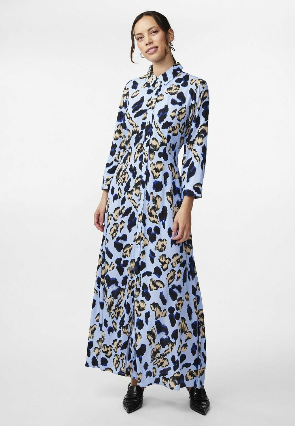 Платье макси YASSAVANNA LONG SHIRT DRESS, цвет clear sky
Платье макси YASSAVANNA LONG SHIRT DRESS, цвет clear sky