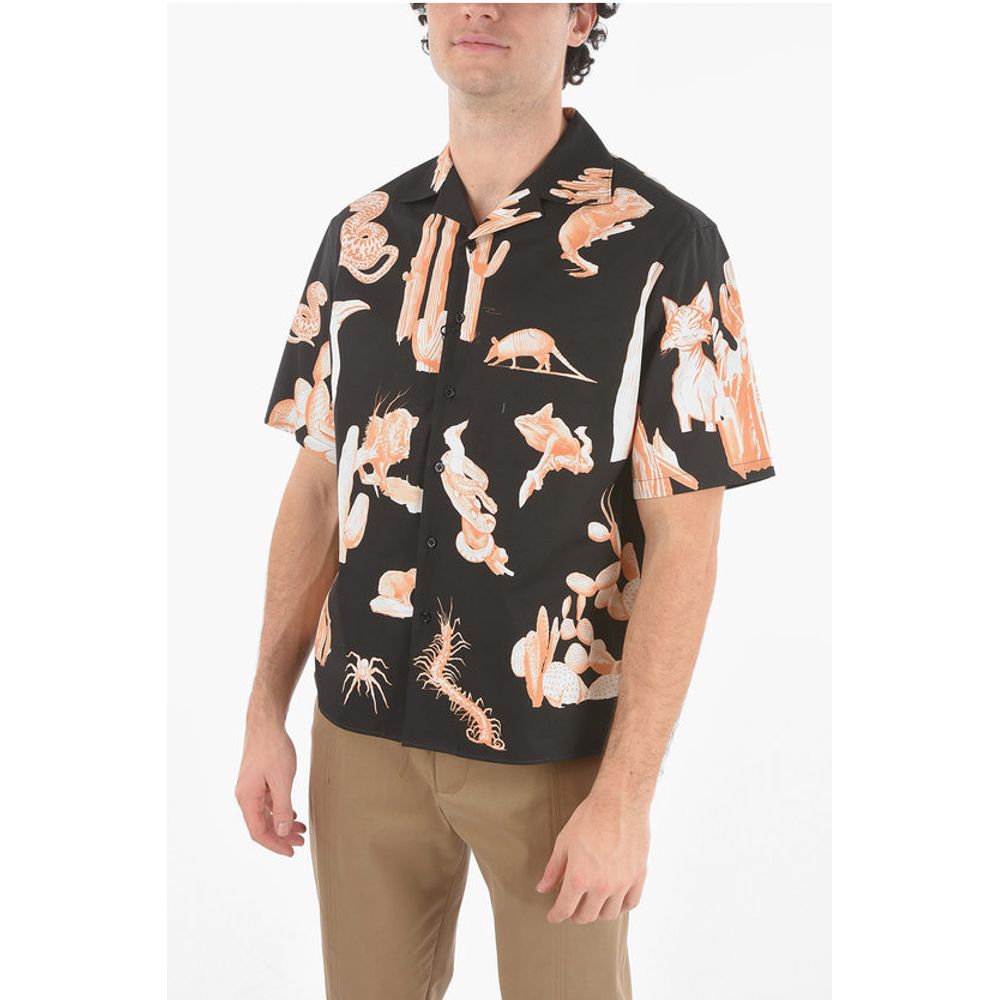 Рубашка с короткими рукавами и воротником-стойкой BURNING MAN Neil Barrett, Black
Рубашка с короткими рукавами и воротником-стойкой BURNING MAN Neil Barrett, Black