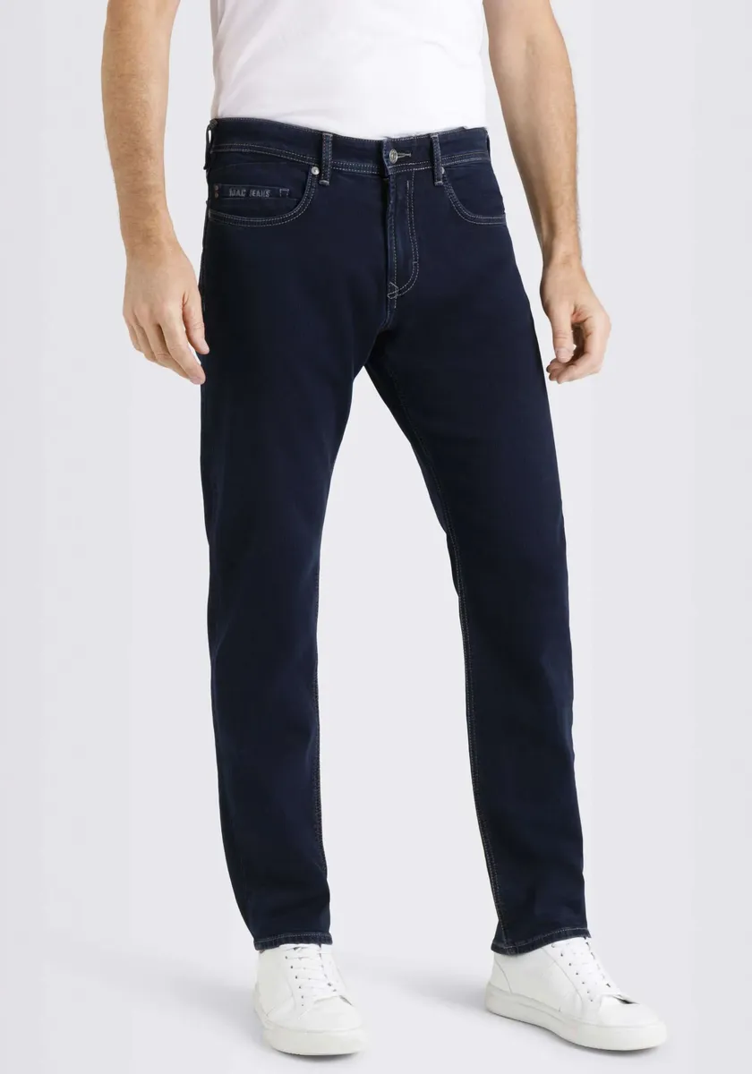 Джинсы классического кроя MAC "Ben", цвет Blue Black Rinsed
Джинсы классического кроя MAC "Ben", цвет Blue Black Rinsed