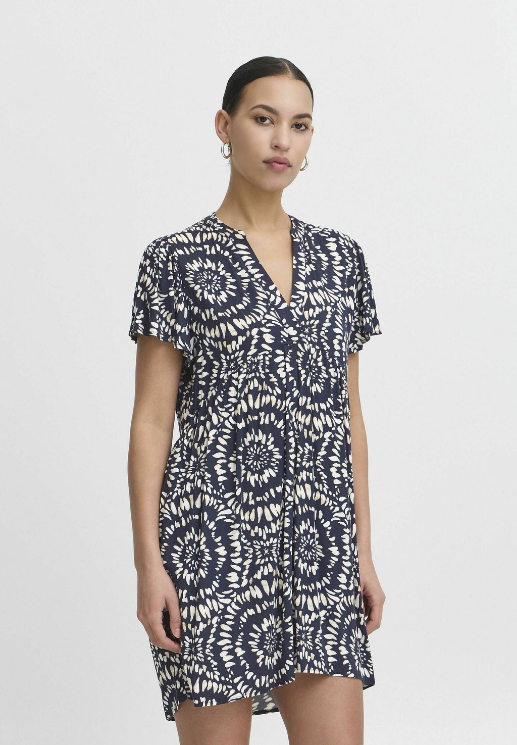 Повседневное платье IHAYA ICHI, синий
Повседневное платье IHAYA ICHI, синий