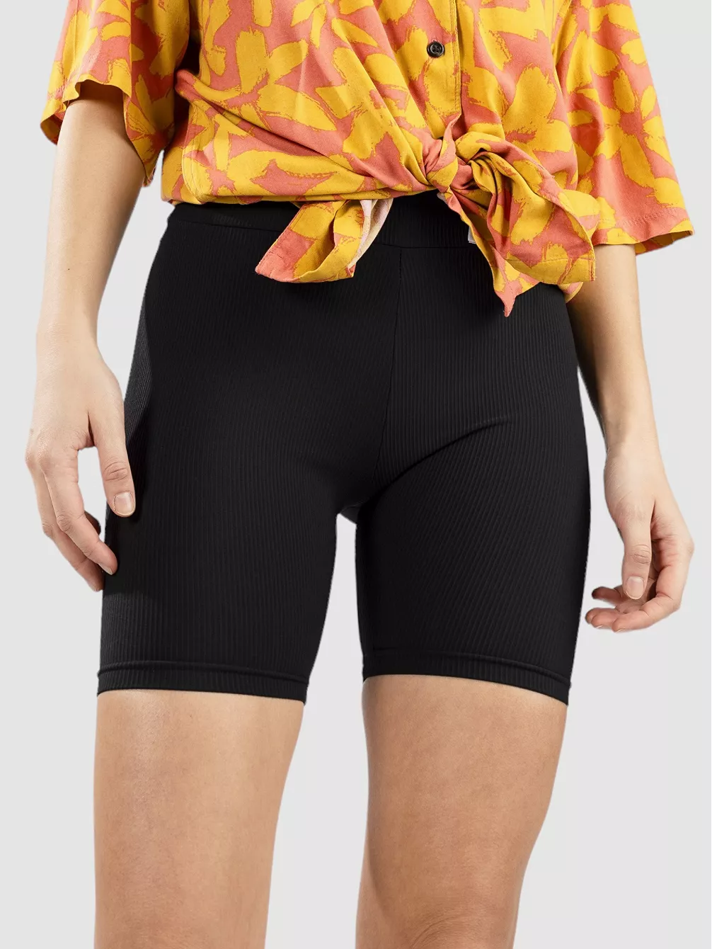 Шорты-Леггинсы в рубчик Blue Tomato, черный
Шорты-Леггинсы в рубчик Blue Tomato, черный