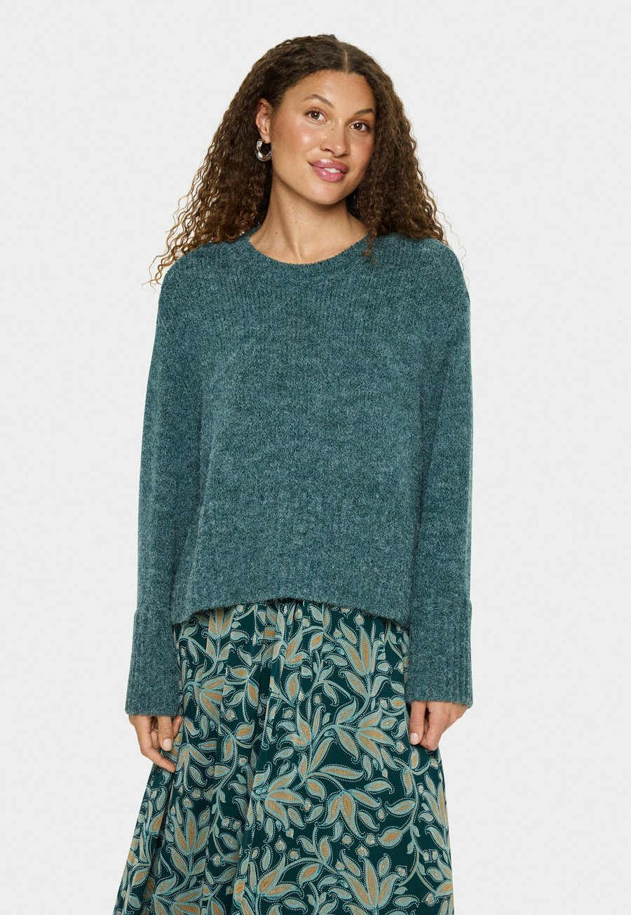 Джемпер Saint Tropez MALLORYSZ, June Bug Melange/Teal
Джемпер Saint Tropez MALLORYSZ, June Bug Melange/Teal