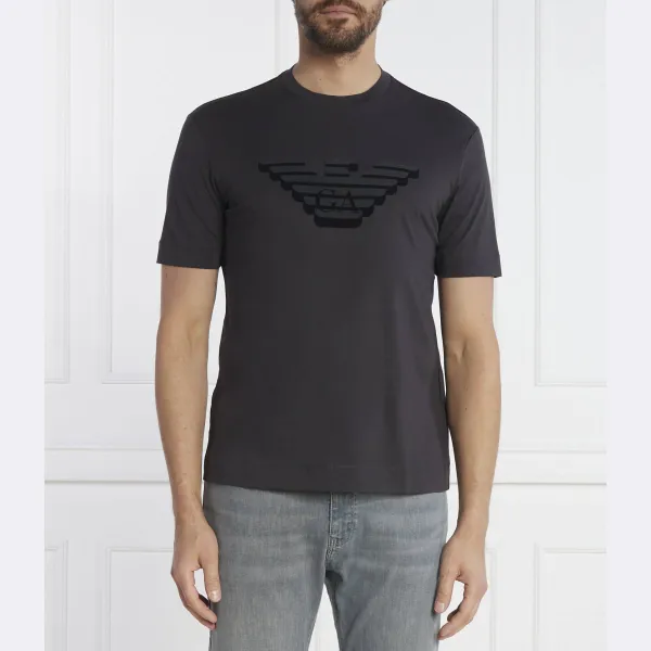 Футболка стандартного кроя Emporio Armani, черный
Футболка стандартного кроя Emporio Armani, черный