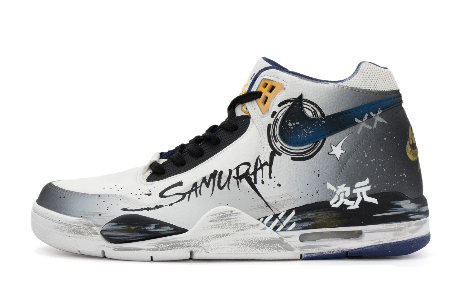 Nike Кроссовки баскетбольные мужские Mid top Flight Legacy Reverse Dimension Cushioning Vintage Black White
Nike Кроссовки баскетбольные мужские Mid top Flight Legacy Reverse Dimension Cushioning Vintage Black White