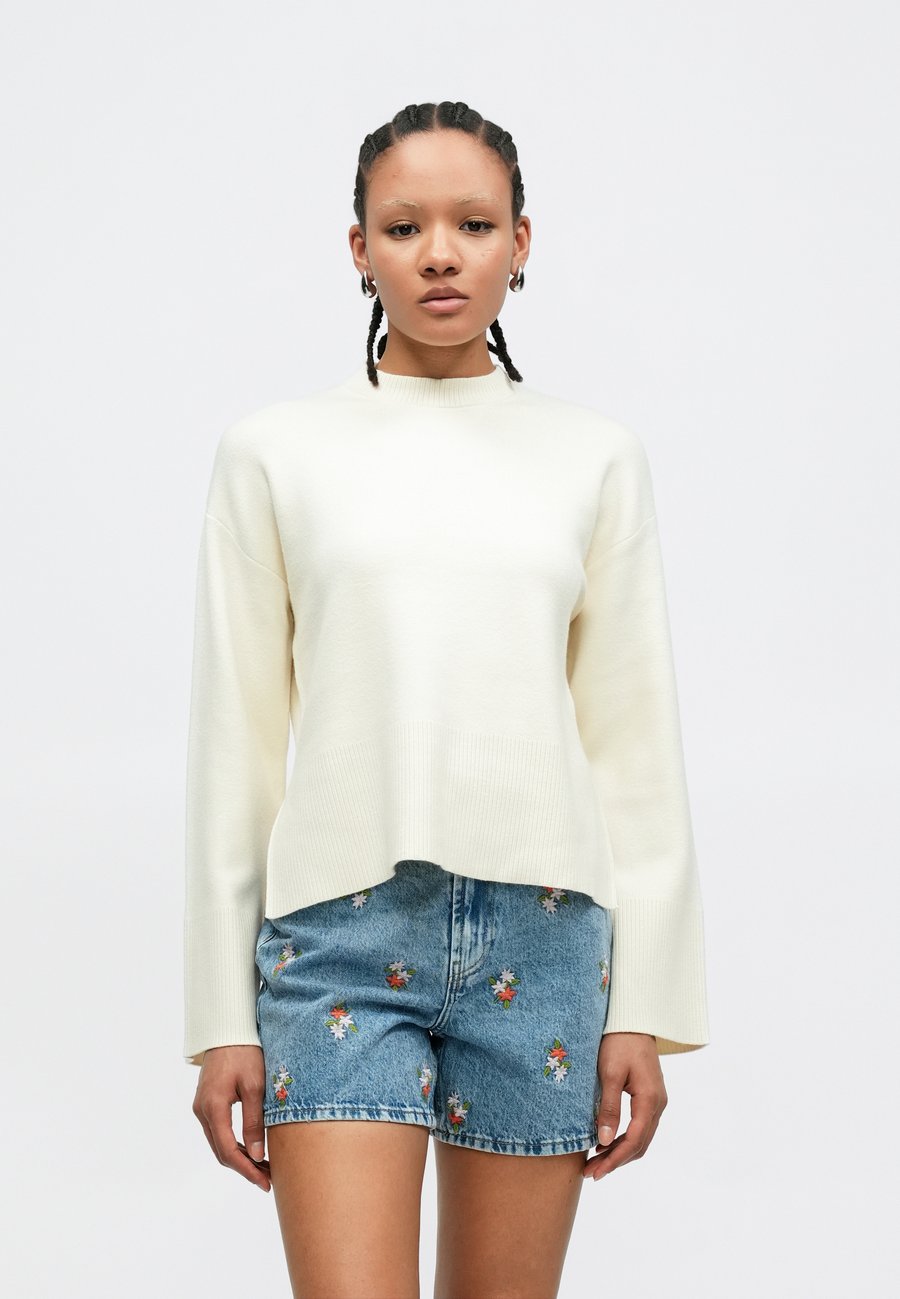 Джемпер YAS YASELMA, Birch/Off-White
Джемпер YAS YASELMA, Birch/Off-White