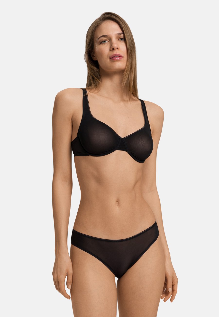 Бюстгальтер Hanro Push-up bra, Black
Бюстгальтер Hanro Push-up bra, Black