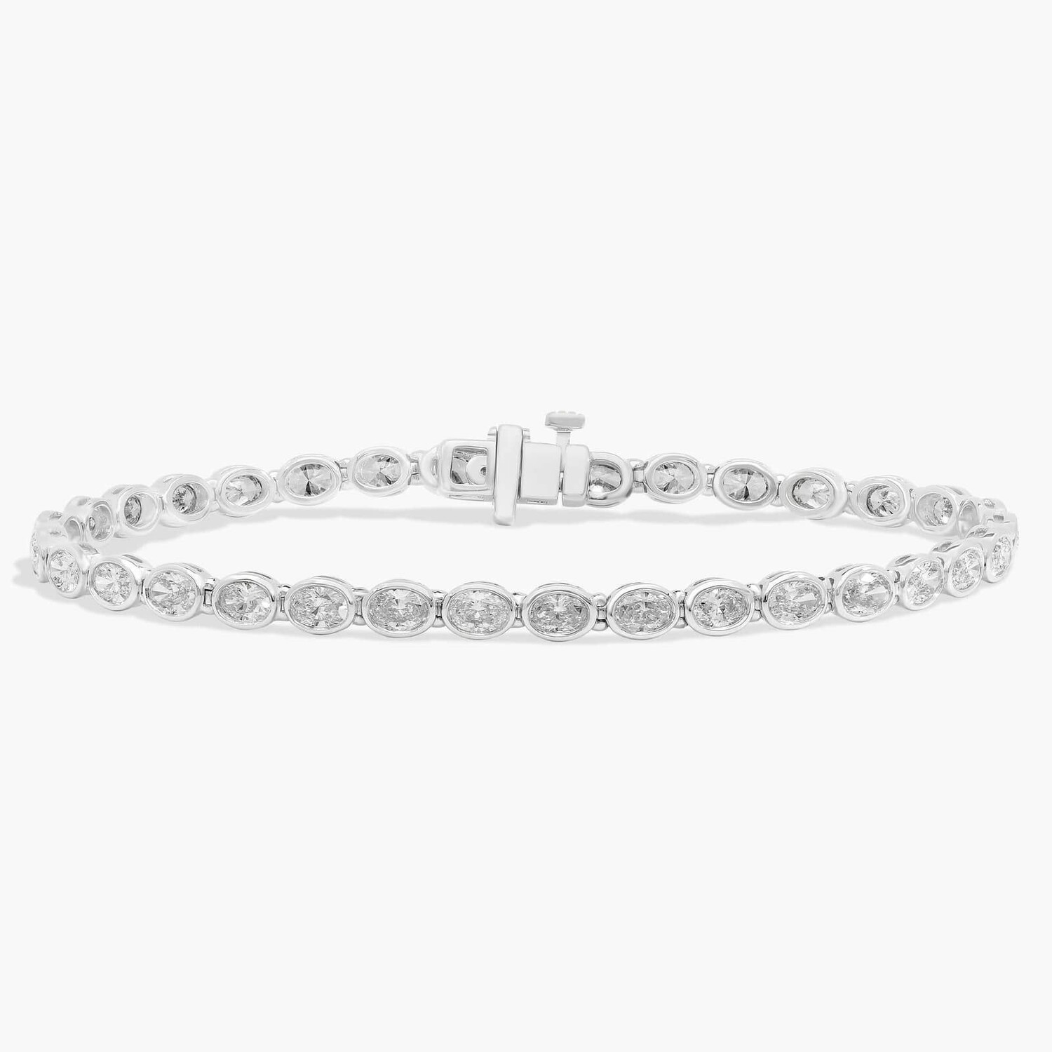 Теннисный браслет с овальной огранкой 7 дюймов, выращенными в лаборатории бриллиантами, с оправой из белого золота 14 карат (5 карат, двойной - FG / VS2-SI1) Blue Nile
Теннисный браслет с овальной огранкой 7 дюймов, выращенными в лаборатории бриллиантами, с оправой из белого золота 14 карат (5 карат, двойной - FG / VS2-SI1) Blue Nile