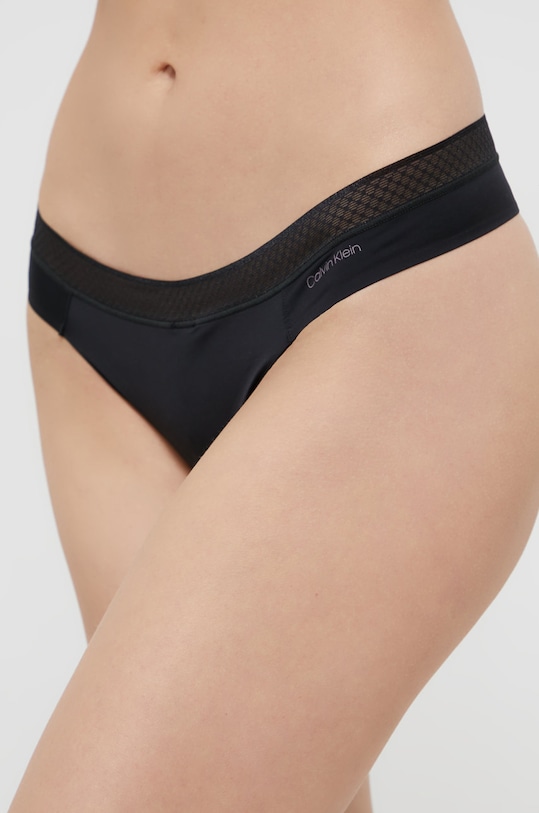 Стринги Calvin Klein Underwear, черный
Стринги Calvin Klein Underwear, черный