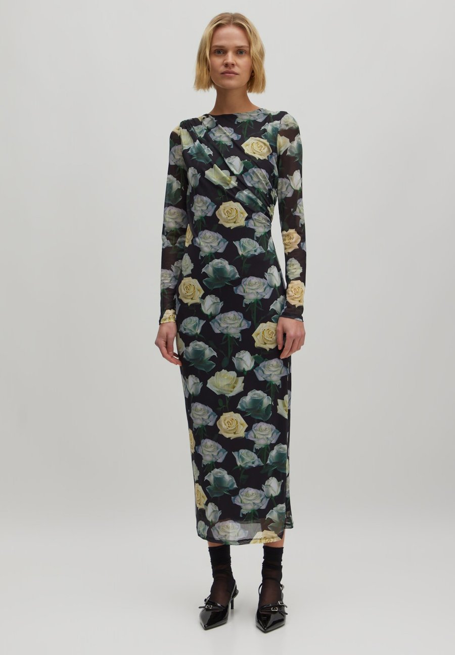 Платье EDITED GAMZE, Schwarz/Black
Платье EDITED GAMZE, Schwarz/Black