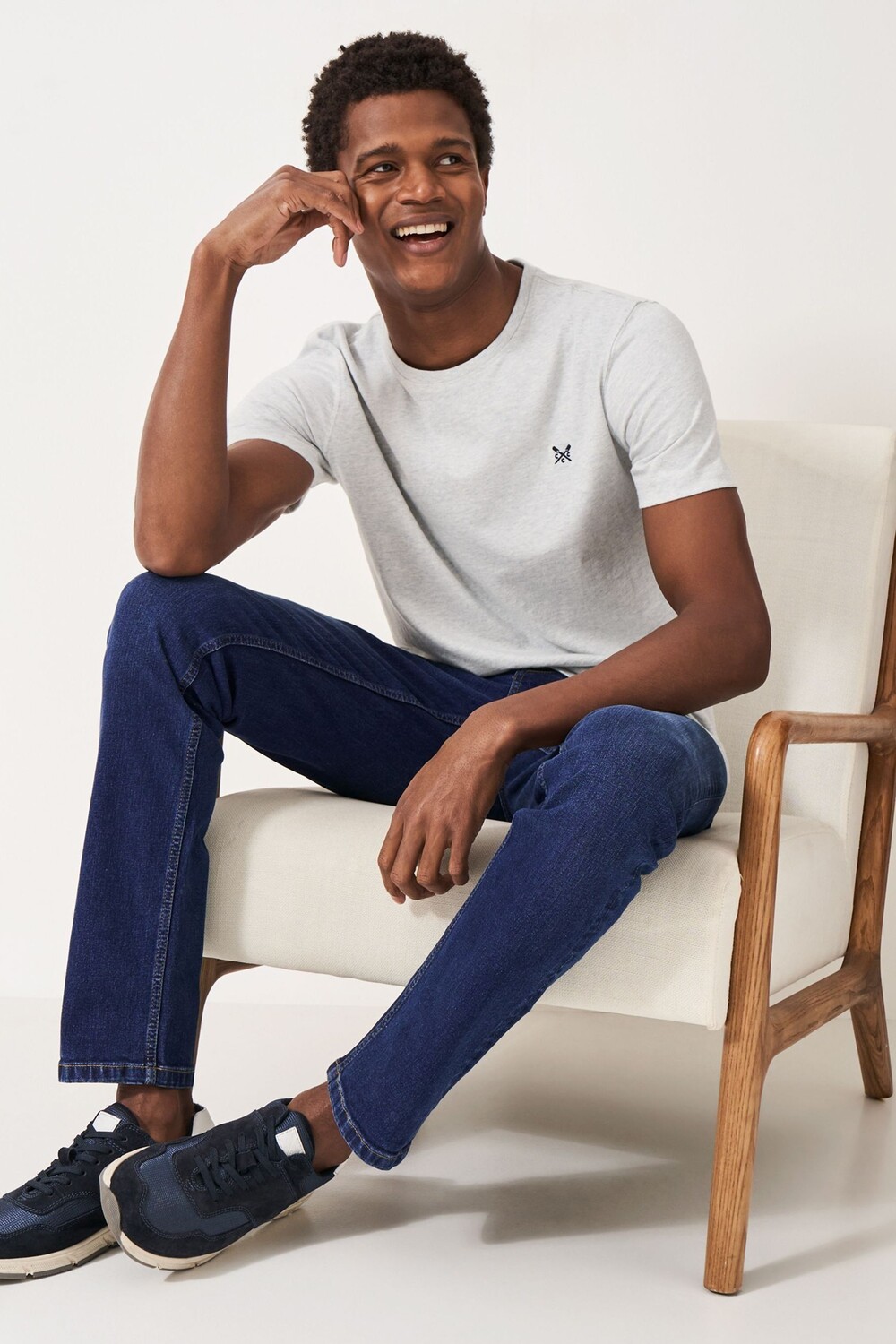 Прямые джинсы Parker Crew Clothing Crew Clothing Company, синий
Прямые джинсы Parker Crew Clothing Crew Clothing Company, синий