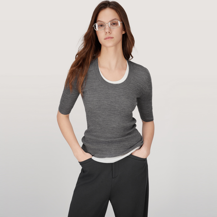 Свитер Women's Crew Neck Moderate Others ELLE, medium серый
Свитер Women's Crew Neck Moderate Others ELLE, medium серый
