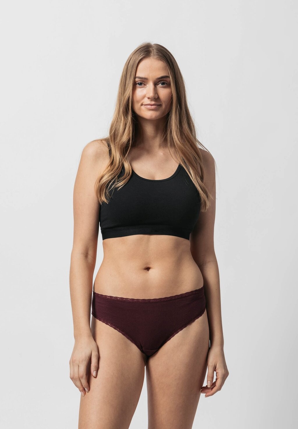 Трусы 3Pack SNOCKS, микс лилового/винно-красного/черного 
Трусы 3Pack SNOCKS, микс лилового/винно-красного/черного