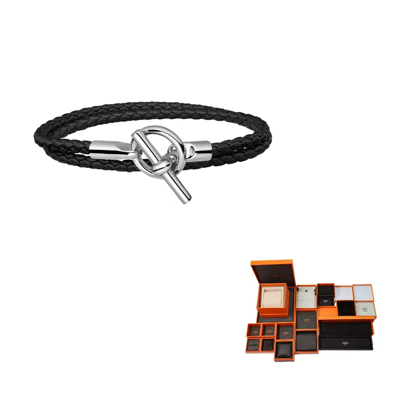 HERMES Кожаный браслет унисекс черный
HERMES Кожаный браслет унисекс черный