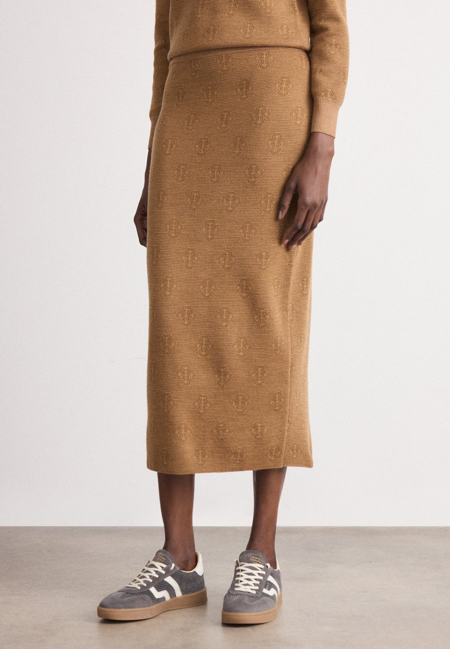 Юбка GANT MONOGRAM SKIRT, Whiskey Brown/Cognac
Юбка GANT MONOGRAM SKIRT, Whiskey Brown/Cognac