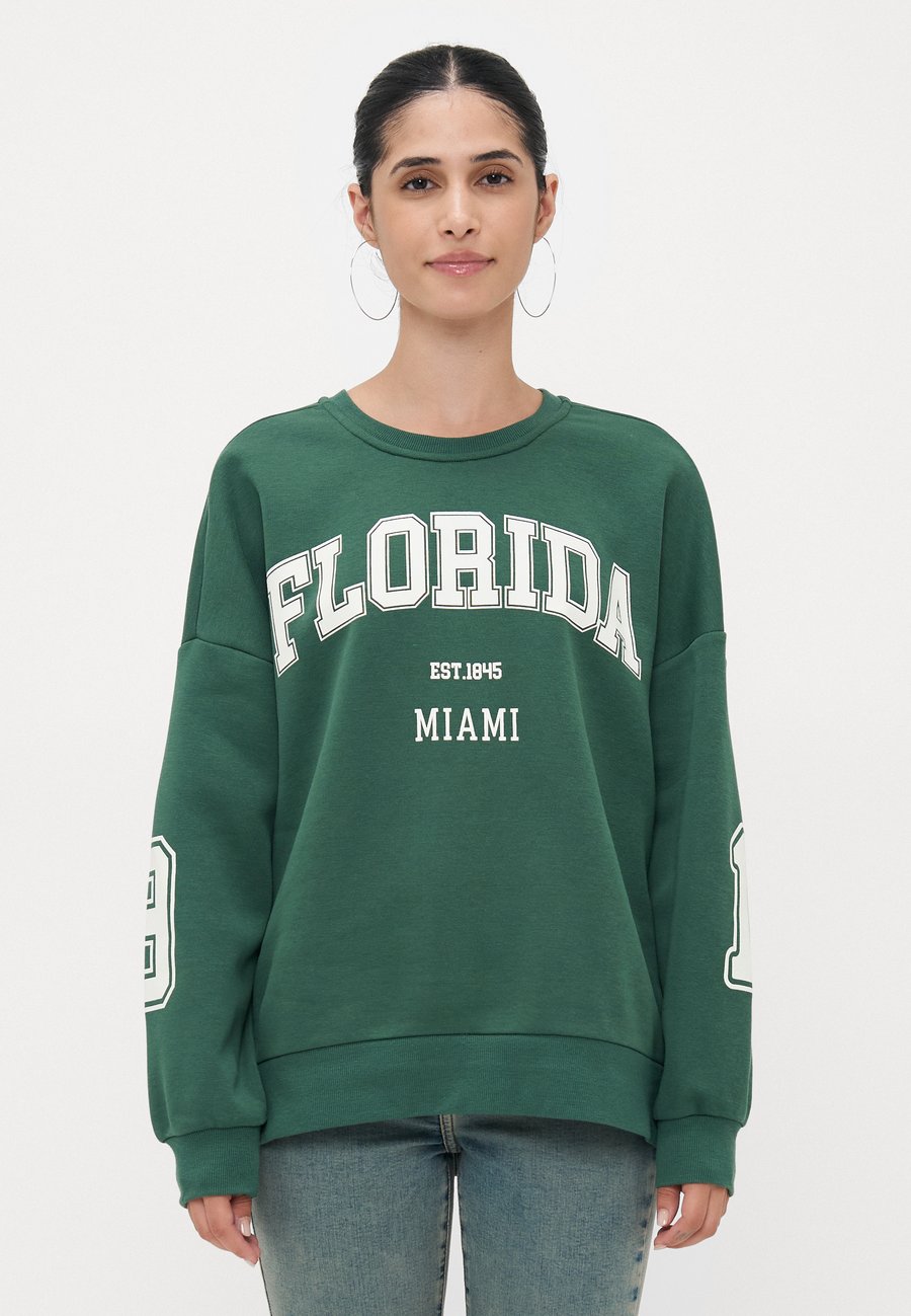 Толстовка ONLY Petite ONLVICTORY O NECK, Pineneedle/Dark Green
Толстовка ONLY Petite ONLVICTORY O NECK, Pineneedle/Dark Green