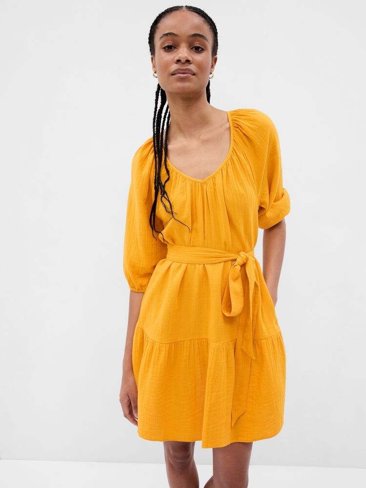 Короткое муслиновое платье Gap, желтый 
Короткое муслиновое платье Gap, желтый
