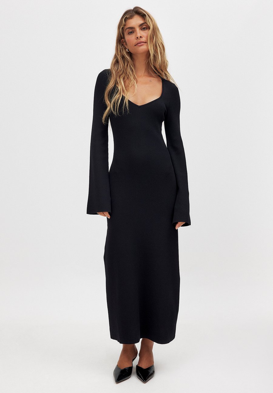 Платье NA-KD Maxi dress, Black
Платье NA-KD Maxi dress, Black