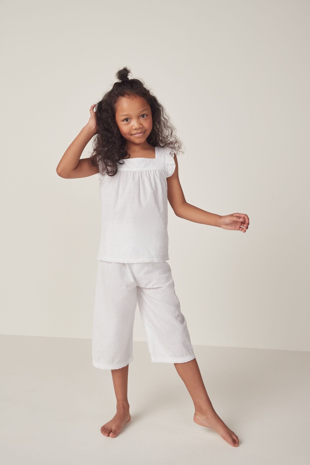 Пижамы из текстурированного хлопка с кружевной отделкой из органического хлопка компании The White Company, белый
Пижамы из текстурированного хлопка с кружевной отделкой из органического хлопка компании The White Company, белый