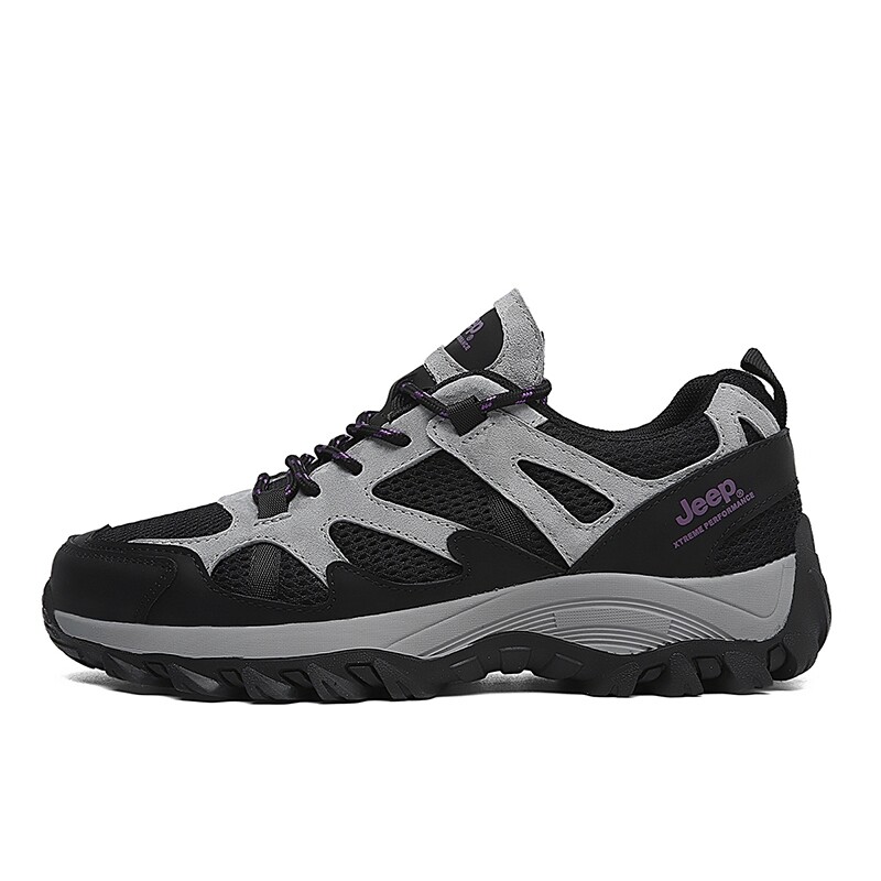 Кроссовки женские с низким верхом, черные/фиолетовые Jeep
Кроссовки женские с низким верхом, черные/фиолетовые Jeep
