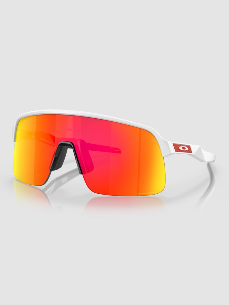 Солнцезащитные очки Oakley Sutro Lite Matte White Sonnenbrille, prizm ruby
Солнцезащитные очки Oakley Sutro Lite Matte White Sonnenbrille, prizm ruby