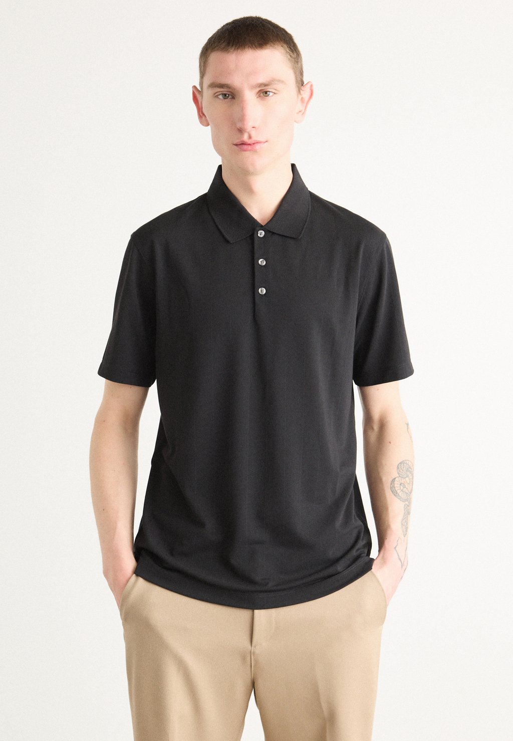 Рубашка поло STRIPE Calvin Klein, черный 
Рубашка поло STRIPE Calvin Klein, черный