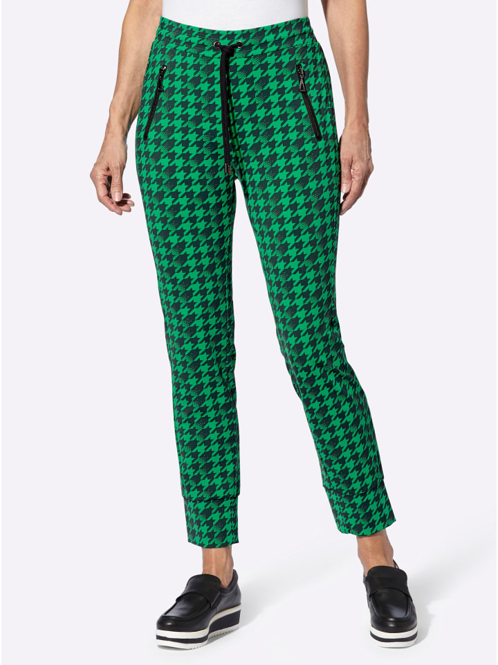 Спортивные брюки травянисто-зеленого цвета с черным принтом WITT WEIDEN
Спортивные брюки травянисто-зеленого цвета с черным принтом WITT WEIDEN