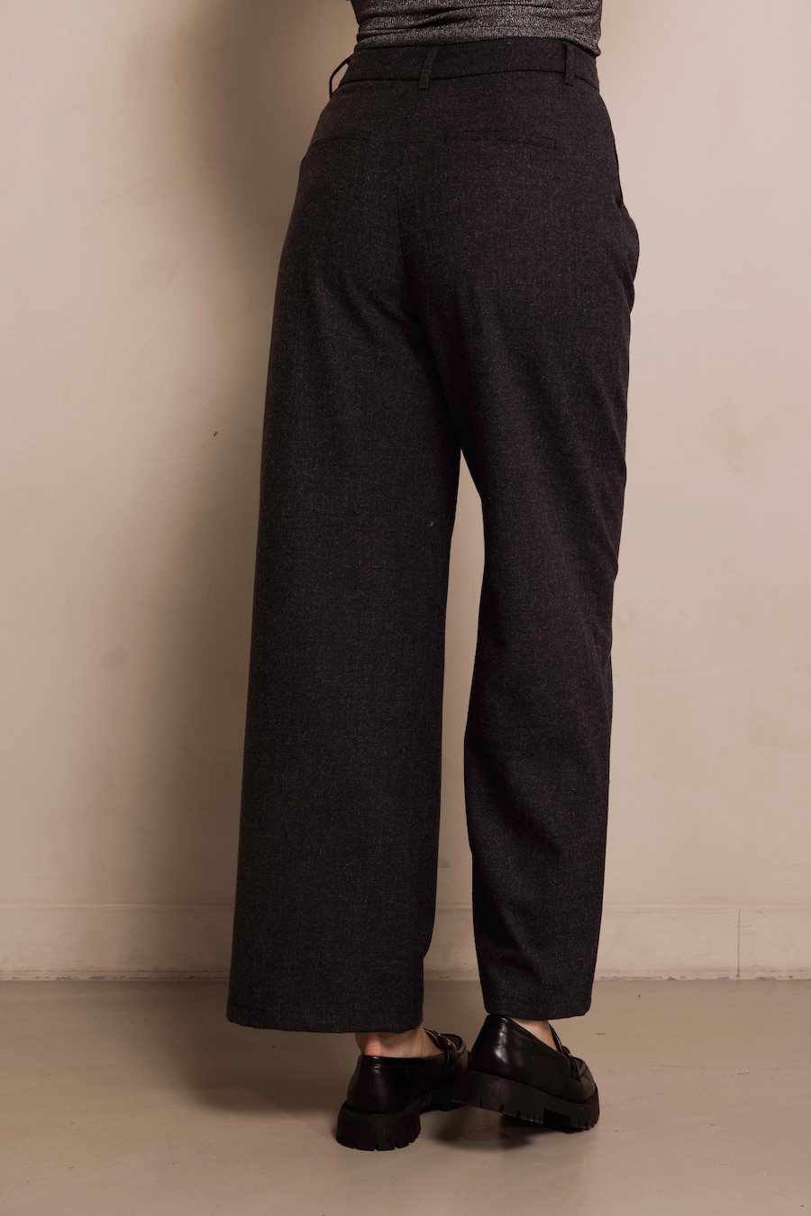 Брюки свободного кроя Zhrill, черный
Брюки свободного кроя Zhrill, черный