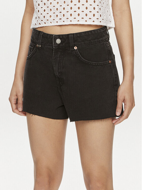 Шорты стандартного кроя United Colors Of Benetton, черный
Шорты стандартного кроя United Colors Of Benetton, черный