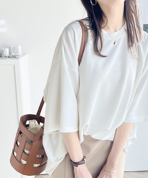 Футболка свободного кроя из глянцевого картона Classicalelf, белая
Футболка свободного кроя из глянцевого картона Classicalelf, белая