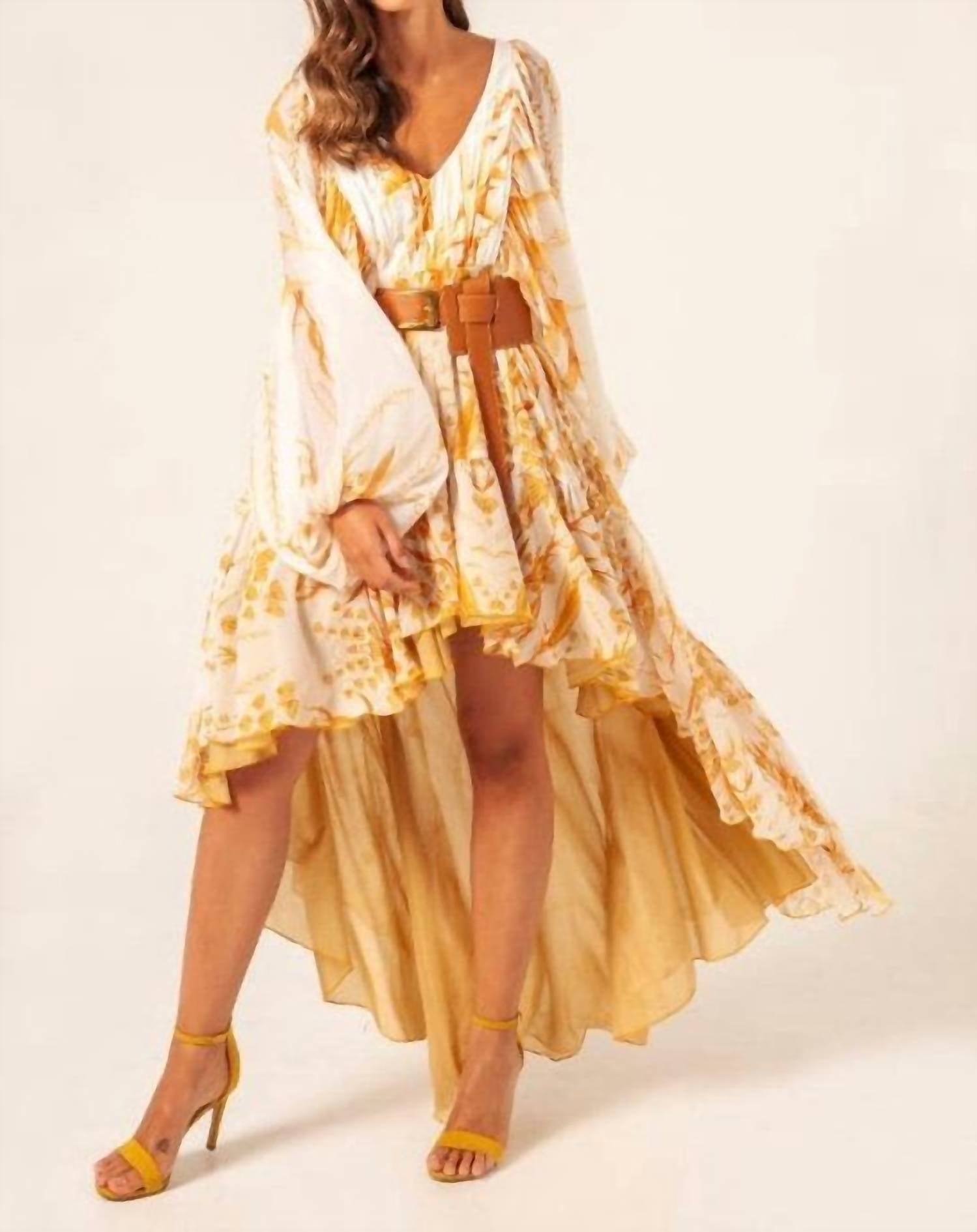 Асимметричное платье Leafs в горчичном цвете Masavi, цвет mustard 
Асимметричное платье Leafs в горчичном цвете Masavi, цвет mustard