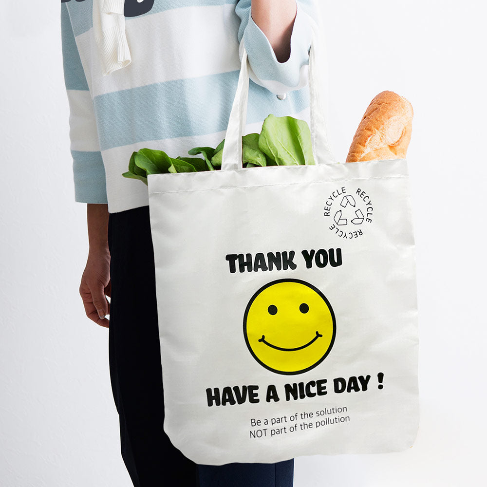 Складная улыбка карманная сумка через плечо FASHNZFAB, белый
Складная улыбка карманная сумка через плечо FASHNZFAB, белый