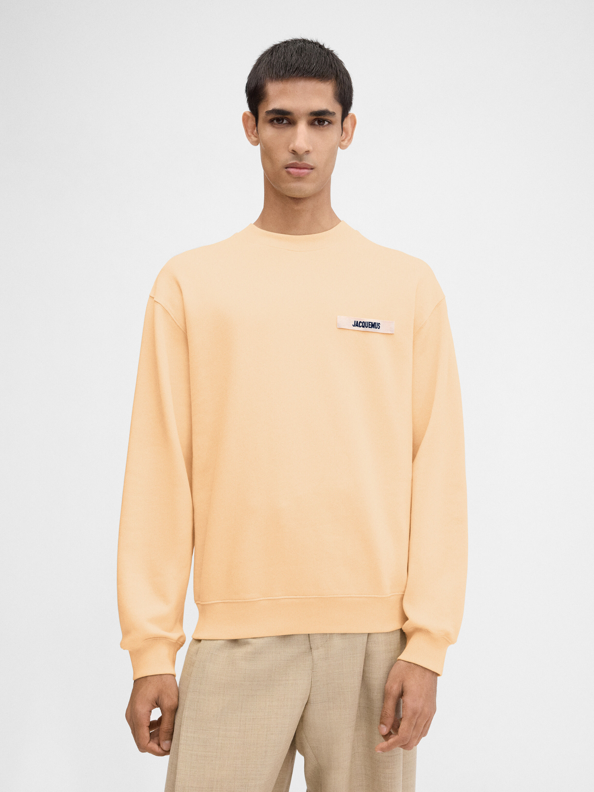 Толстовка с логотипом Grosgrain JACQUEMUS The Gros Grain sweatshirt, светло-бежевый
Толстовка с логотипом Grosgrain JACQUEMUS The Gros Grain sweatshirt, светло-бежевый