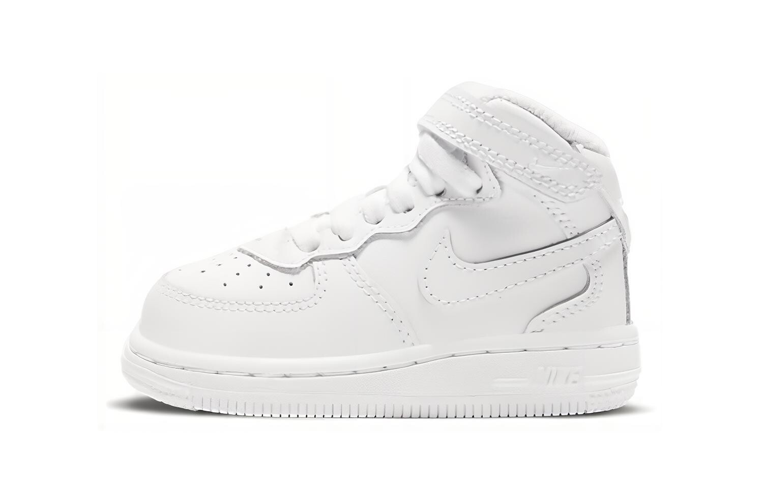 Сандалии Nike Air Force 1 Mid White TD
Сандалии Nike Air Force 1 Mid White TD