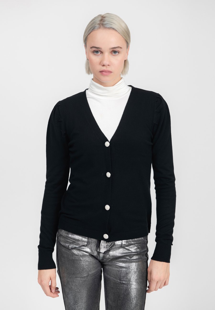 Кардиган INFLUENCER V-NECK WITH PUFFED SLEEVES, Black
Кардиган INFLUENCER V-NECK WITH PUFFED SLEEVES, Black