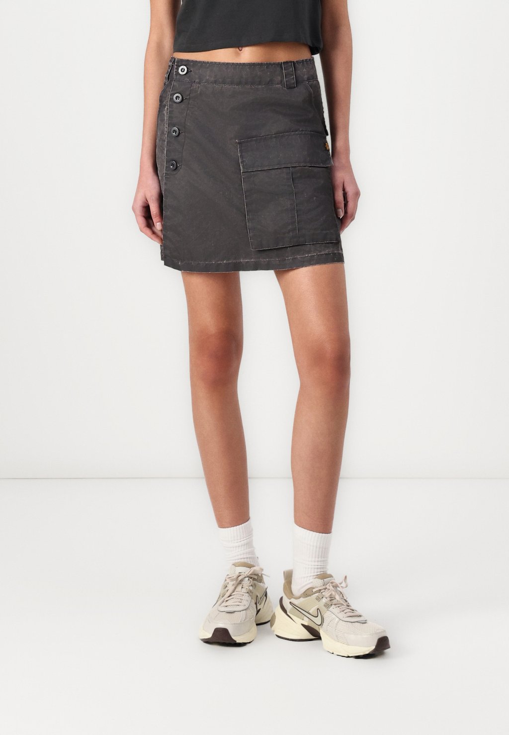 Мини-юбка VINTAGE MINI SKIRT - Denim skirt Alpha Industries, серый
Мини-юбка VINTAGE MINI SKIRT - Denim skirt Alpha Industries, серый