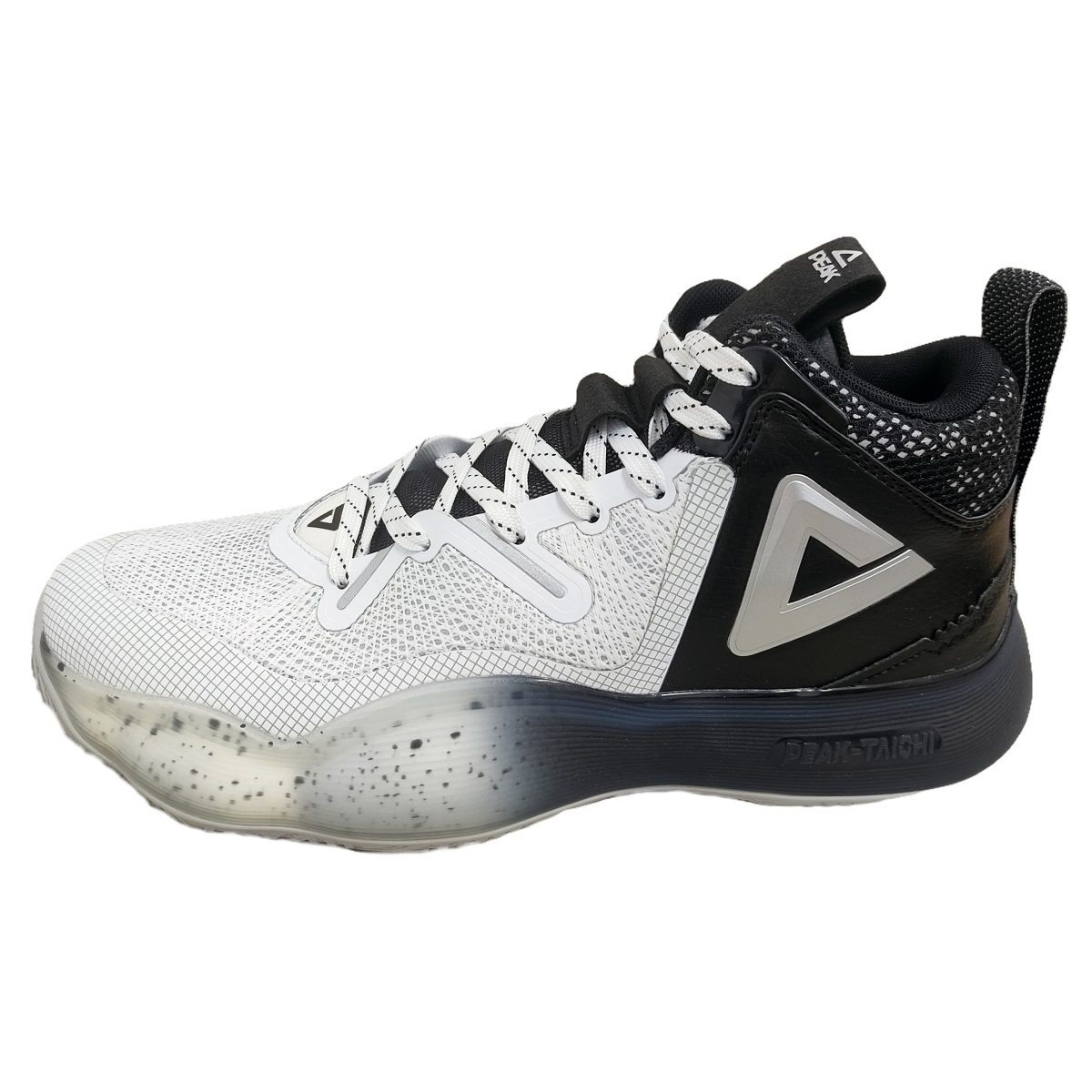 PEAK Beast 9 амортизирующие противоскользящие и износостойкие поддерживающие низкие баскетбольные кроссовки мужские белый черный белый черный, цвет White Black
PEAK Beast 9 амортизирующие противоскользящие и износостойкие поддерживающие низкие баскетбольные кроссовки мужские белый черный белый черный, цвет White Black