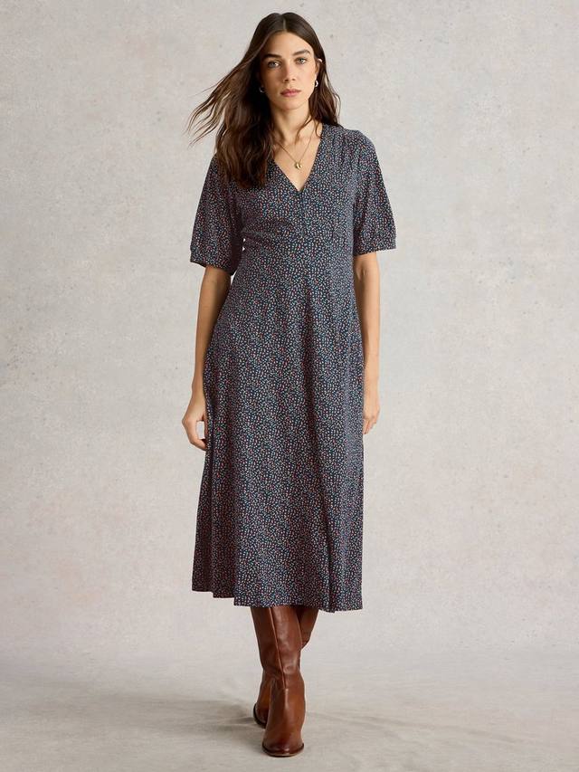 Платье из органической хлопчатобумажной смеси с принтом меган White Stuff, темно-синий/разноцветный
Платье из органической хлопчатобумажной смеси с принтом меган White Stuff, темно-синий/разноцветный