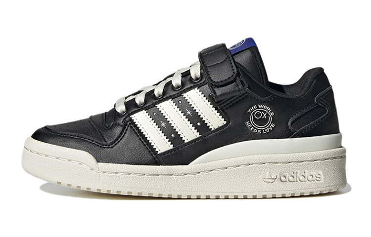 Кроссовки Adidas André Saraiva X Forum Low Big Kid 'The World Needs Love'
Кроссовки Adidas André Saraiva X Forum Low Big Kid 'The World Needs Love'