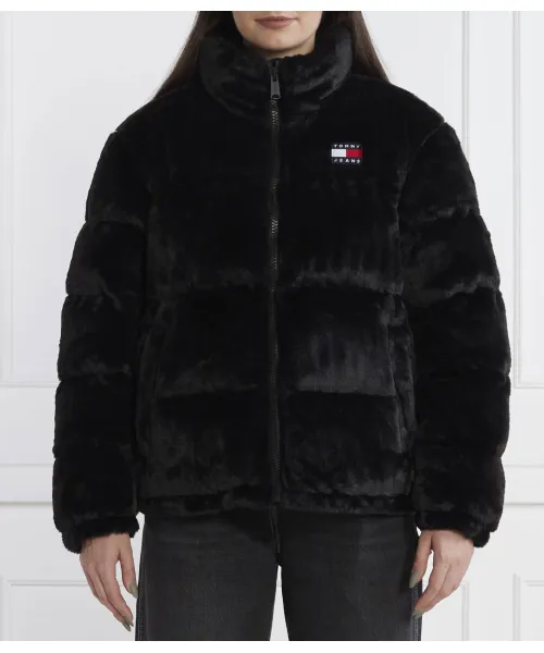 Пуховик из искусственного меха TJW Tommy Jeans, черный
Пуховик из искусственного меха TJW Tommy Jeans, черный