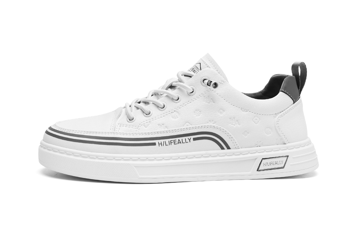 Низкие скейтерские кроссовки HLA, цвет White Sand
Низкие скейтерские кроссовки HLA, цвет White Sand