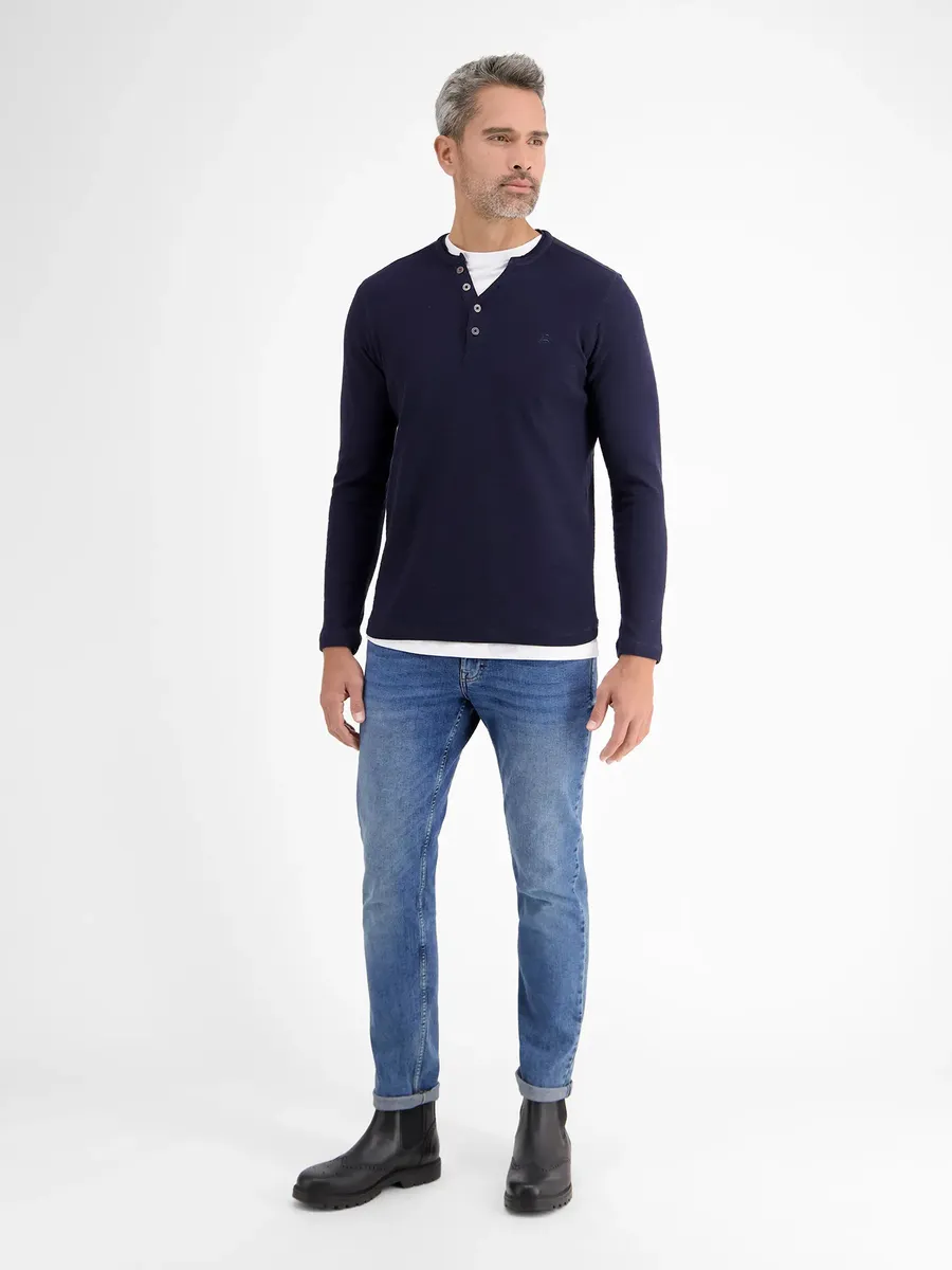 Толстовка LERROS "Серафино с длинными рукавами и вышивкой логотипа LERROS", цвет морской волны
Толстовка LERROS "Серафино с длинными рукавами и вышивкой логотипа LERROS", цвет морской волны