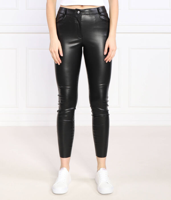 Штаны hisura-1 Regular fit Hugo, черный
Штаны hisura-1 Regular fit Hugo, черный